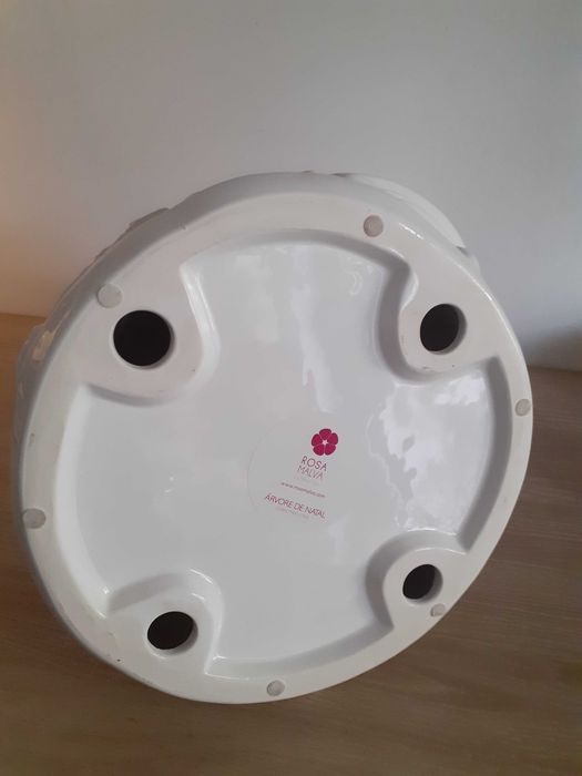 Árvore de Natal em cerâmica do Atelier Rosa Malva por Mané Pupo