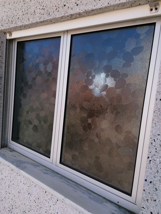 Janela em alumínio de 2 folhas