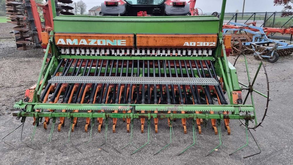 Zestaw uprawowo siewny agregat Kuhn HA 3000 siewnik Amazone AD 302 K