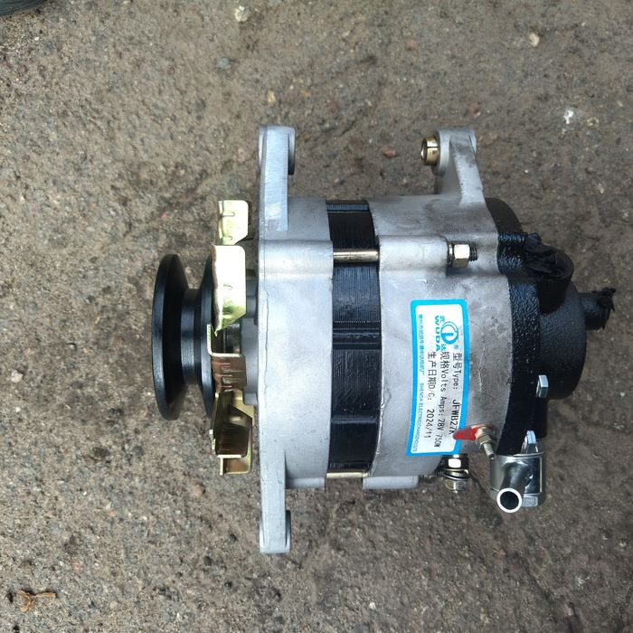 Продам генератор новий 24 в Китай дак фал.