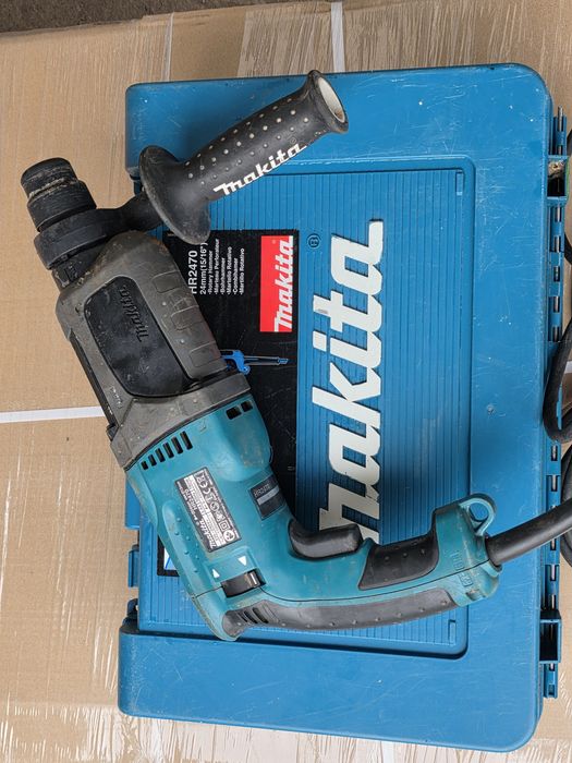 Młotowiertarka MIKITA Makita HR2470 SDS-Plus z walizką