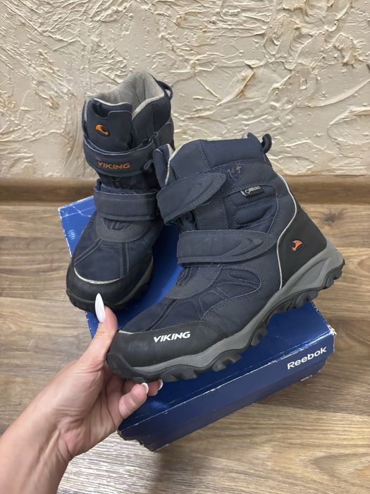 Зимові ботінки чоботи adidas viking 36 розмір