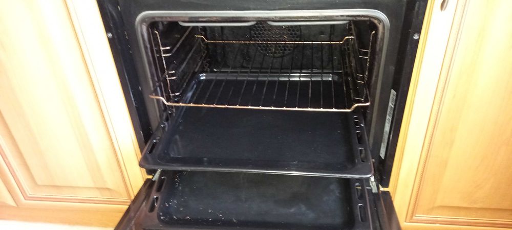 Духовой шкаф электрический Whirlpool AKZ 421 NB