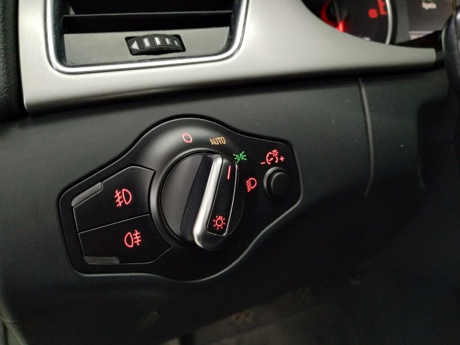 Audi A4 B8 - Q5 - A5 Kit de instalação Luzes Auto e sensor de chuva