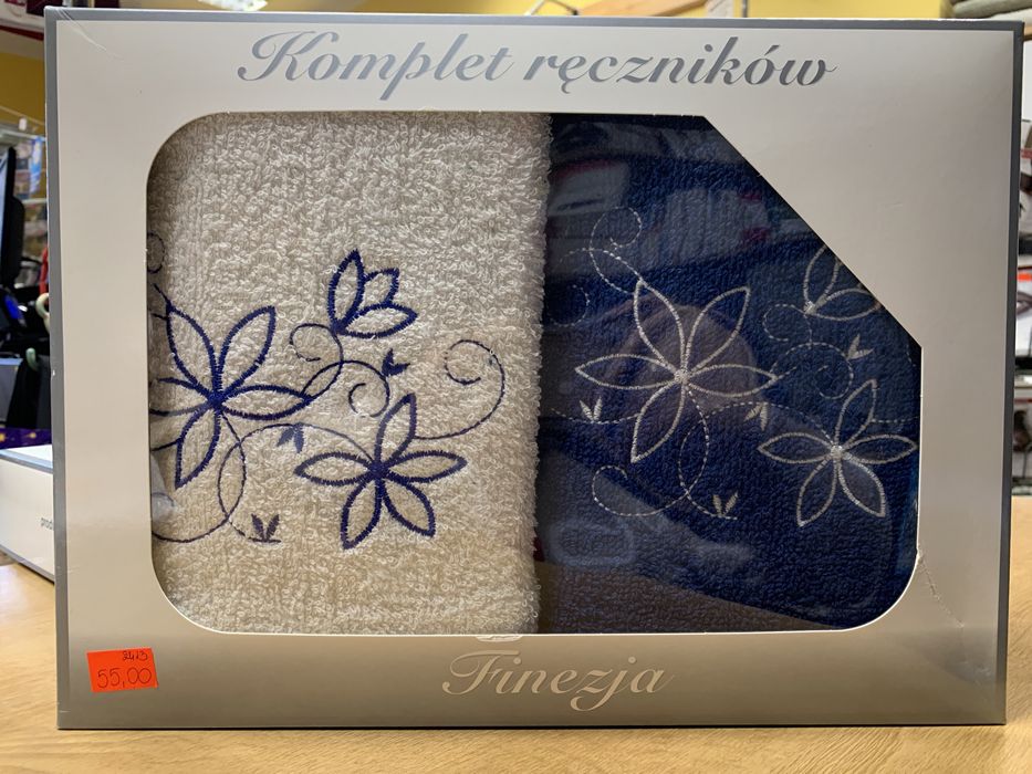 Komplet recznikow w pudelku