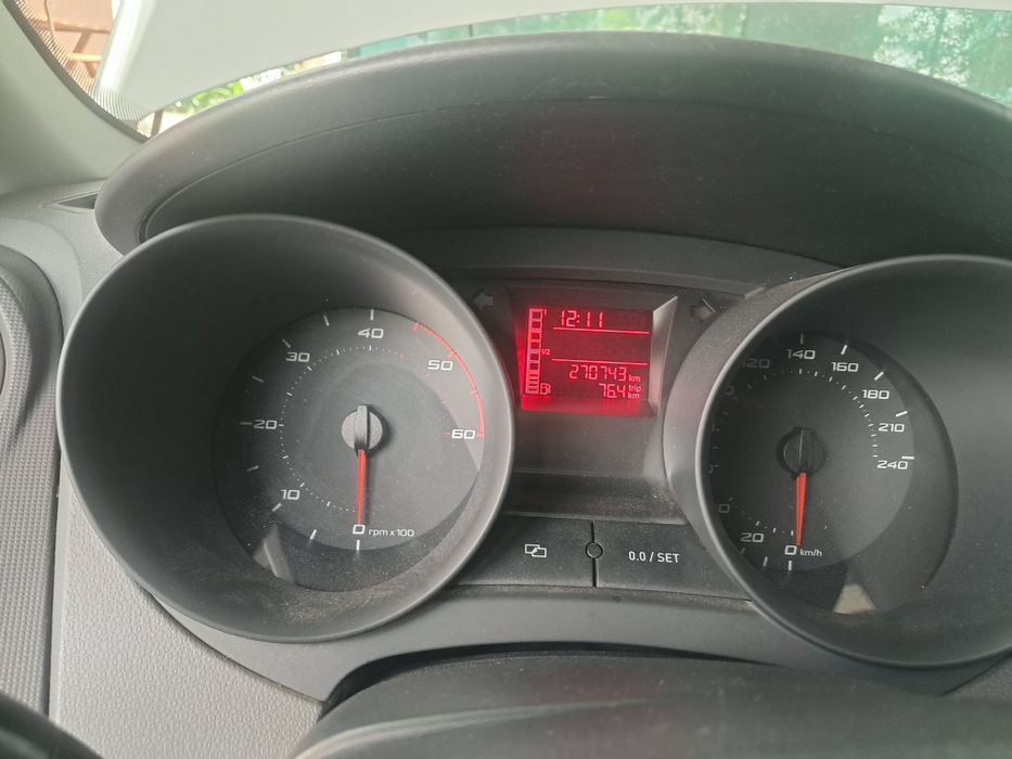 Seat Ibiza 1.4 80 cv — photo 4