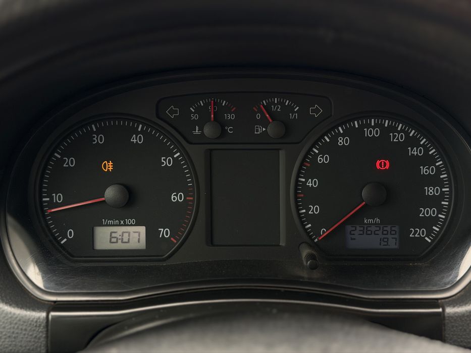 VOLKSWAGEN POLO 2007 року, 1.4 бензин, механіка, передній привід.