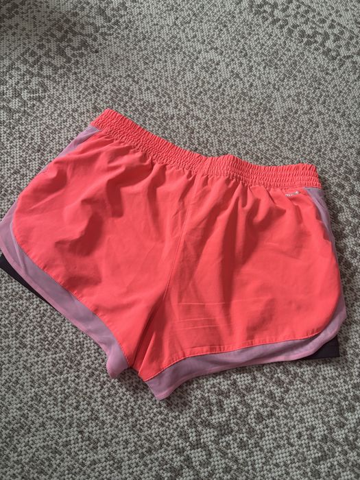 Spodenki sportowe Adidas damskie r.M
