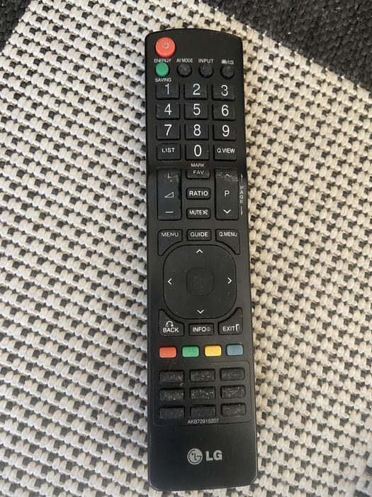 LG 32 cale z roku 2013 (telewizor+kabel+pilot)