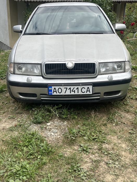 Продам шкоду тур