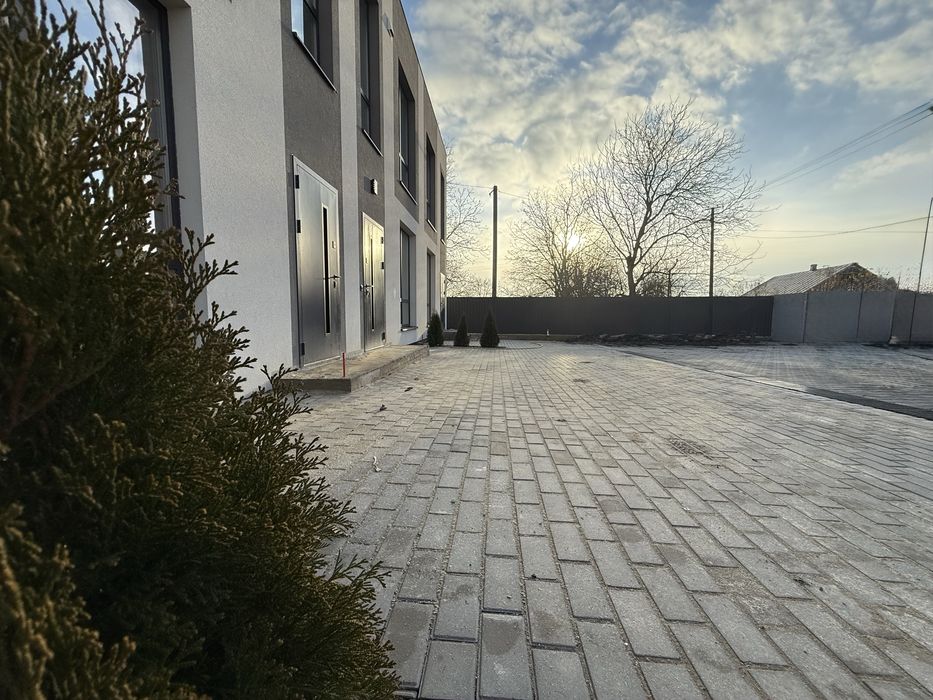 Продаж таунхауса з ремонтом