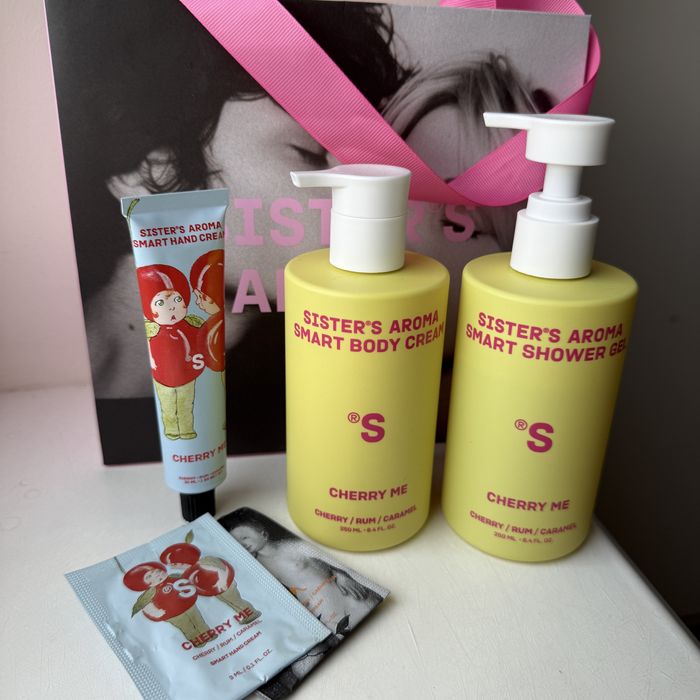 Sister’s aroma smart cherry me крем для рук,гель,лосьйон для тіла подарунковий набір косметики догляду