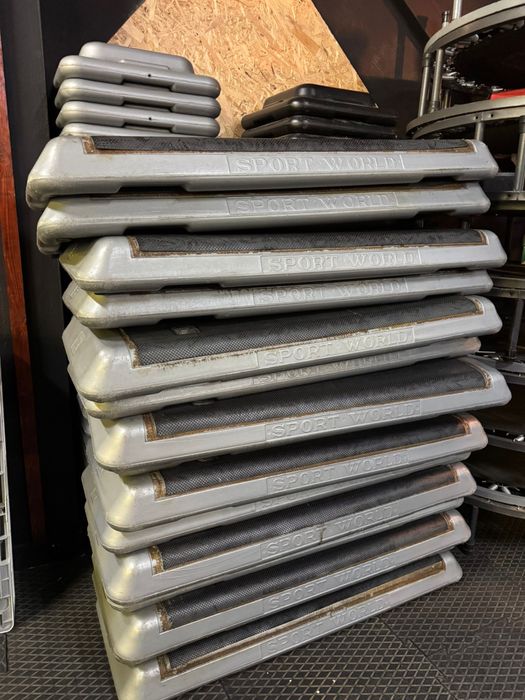 Basic Adjustable Steps447246645834567681