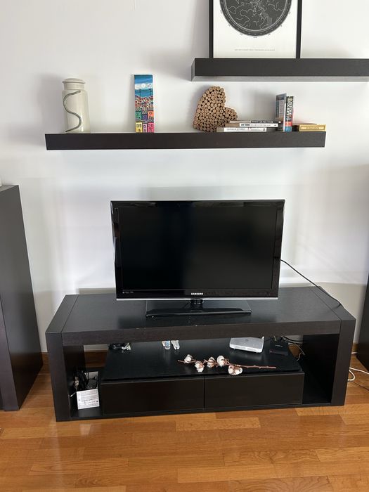 Movel de TV, 2 aparadores e 2 prateleiras