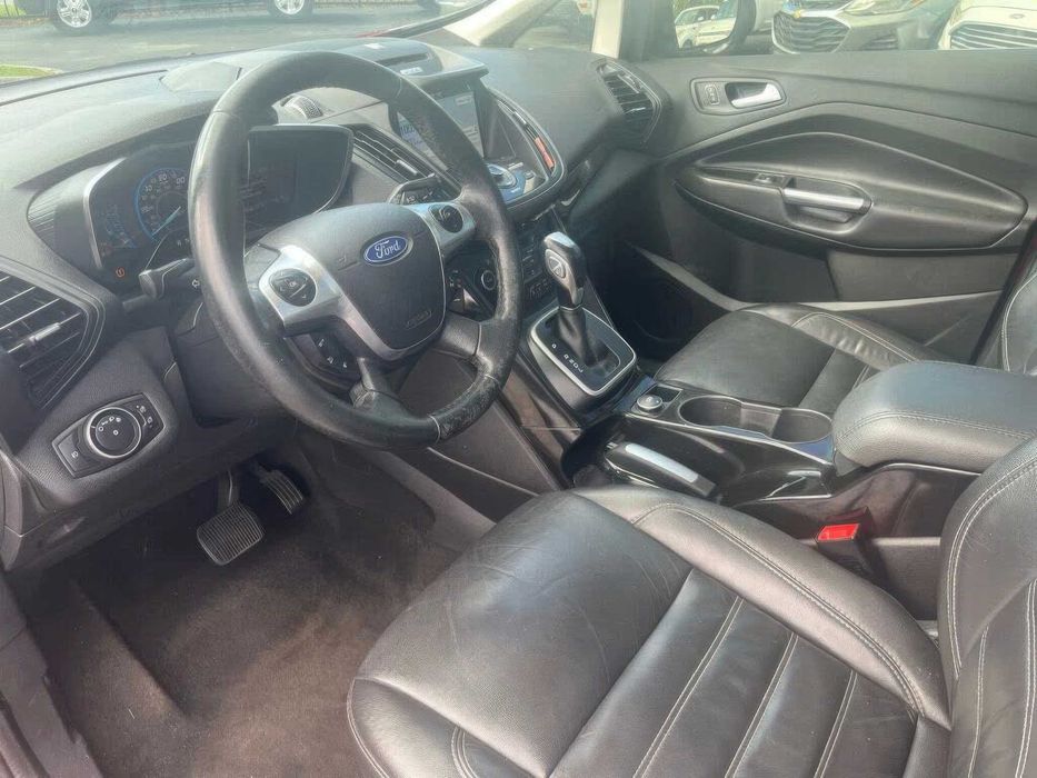 Ford C-Max Titanium      2017