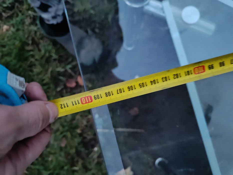 Ładna ława szklana