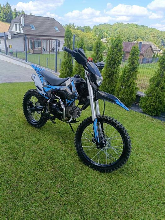 Sprzedam Crossa xtr616/ przebieg okolo 15km