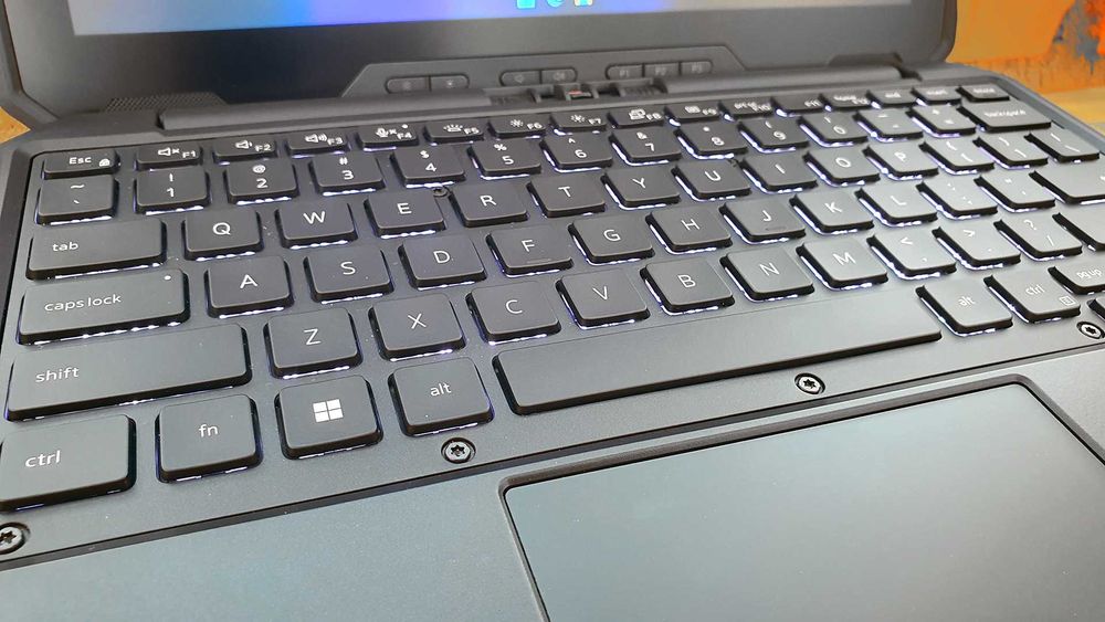 Защищенный планшет Dell 7230 Rugged, 12"/i5-1240U/8GB/512GB/GPS/IP65