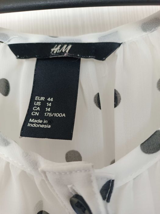 Bluzka w modne kropki H&M