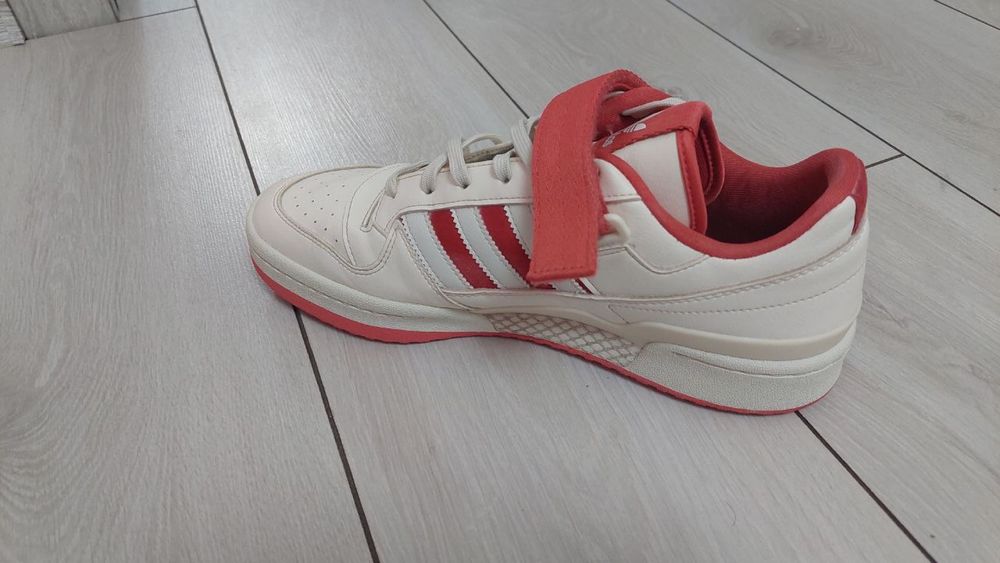 Кросівки Adidas Forum low