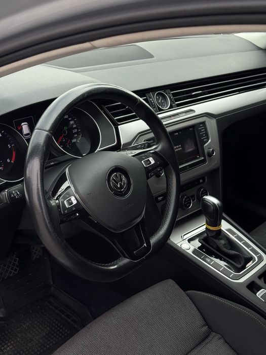 Volkswagen Passat 2015 VIN WVWZZZ3CZGP011105 фото оголошення 5 з 8