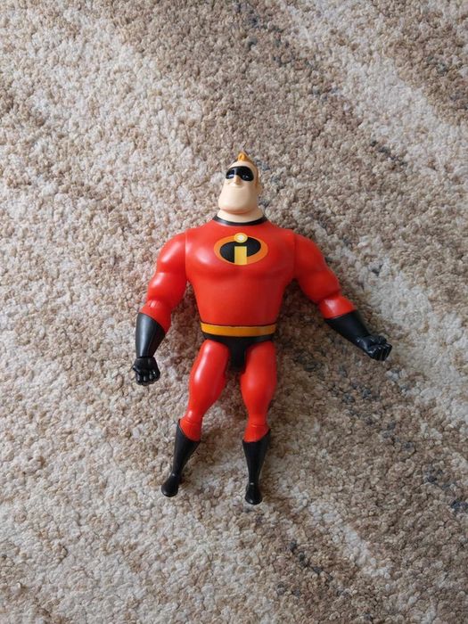 Disney Pixar Iniemamocni Robert Bob Parr Pan iniemamocny postać figurk