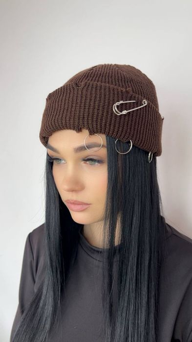 Шапка яку всі шукають