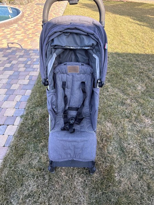 Продам каляска Maclaren