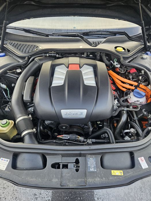 porsche panamera hybrid  problema  eléctrico...