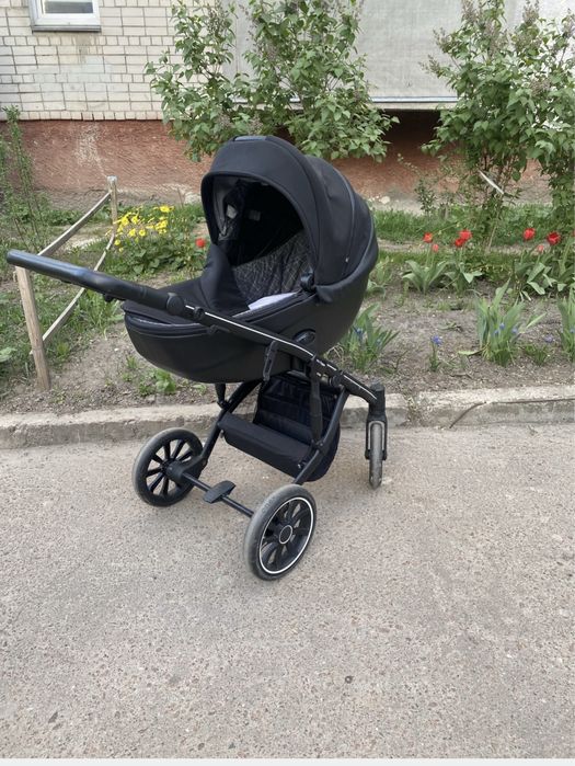 Продам коляску Anex