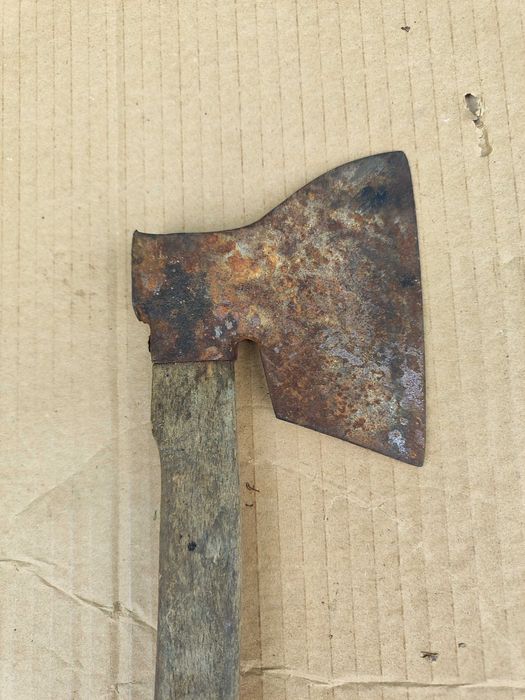 Zabytkowa, bardzo stara mini siekiera - RZADKOŚĆ