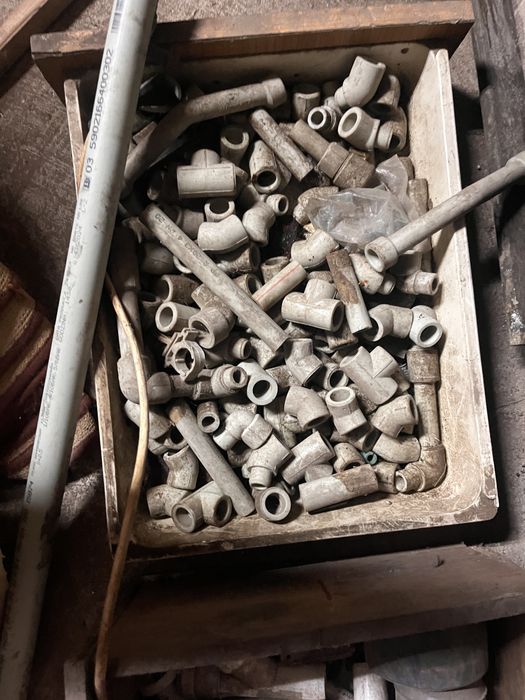 To są złączki hydrauliczne z PVC