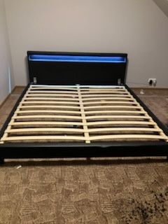 Sprzedam łóżko Stan idealny