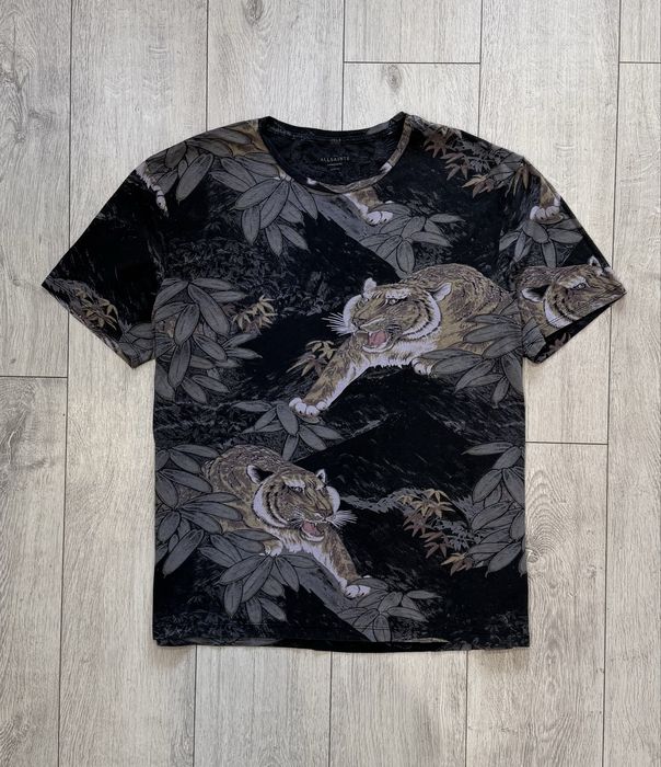 Футболка allsaints