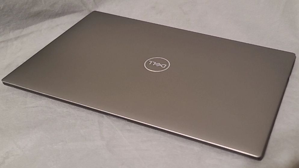 DELL Precision 5550 (i7-10875H - 16-32GB - 512GB - NVIDIA T1000 - 4GB) - ИДЕАЛ !