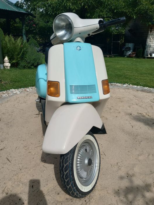 Piaggio Vespa Cosa 150