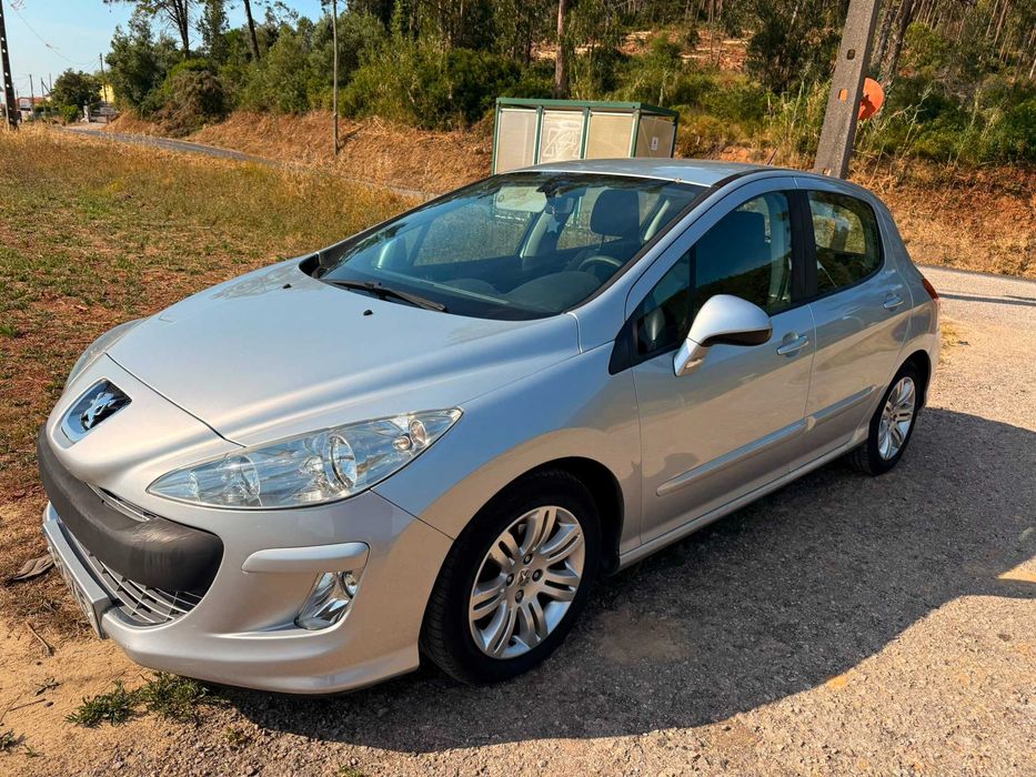 Peugeot 308 1.6 HDi 2010 - Económico e Fiável