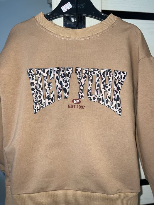 Костюм для дівчинки 104-110