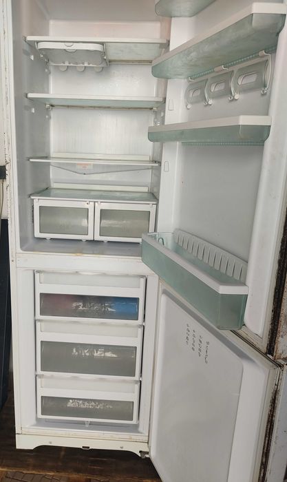 Frigorifico Combinado Ariston