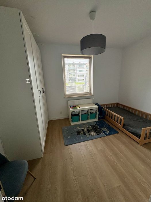 Mieszkanie 3 pokojowe z ogródkiem i tarasem na parterze.
