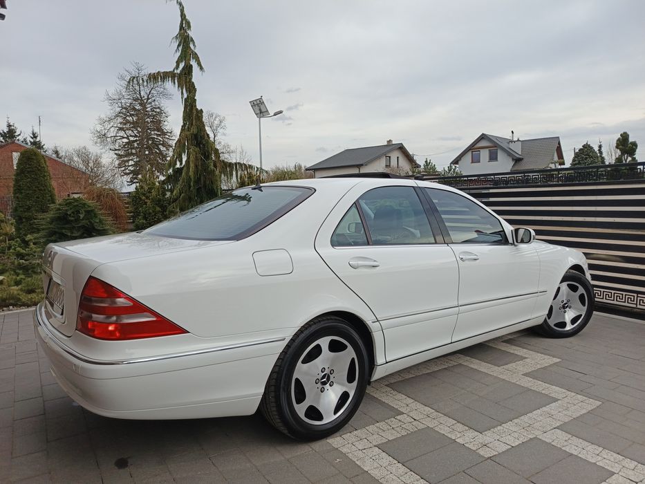 Mercedes-Benz S klasa Japonia