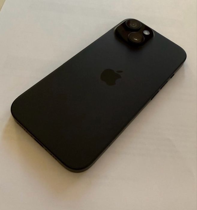 Iphone 15 Preto 128 GB (sem marcas de uso)