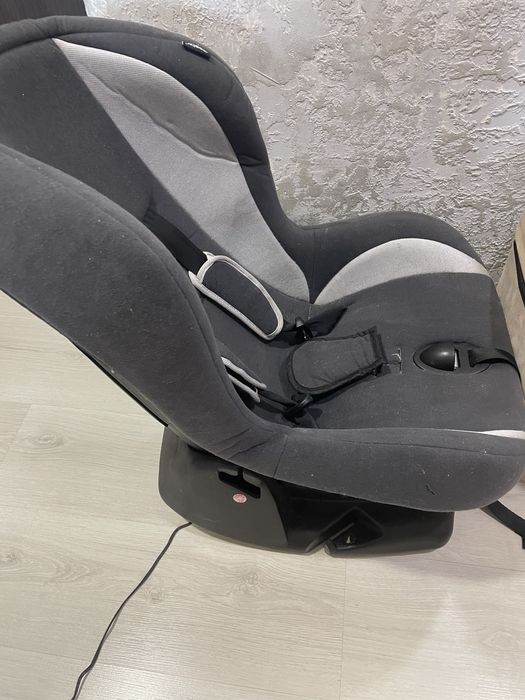 Дитяче автокрісло Geoby