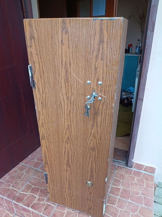 Sprzedam szafę pancerną