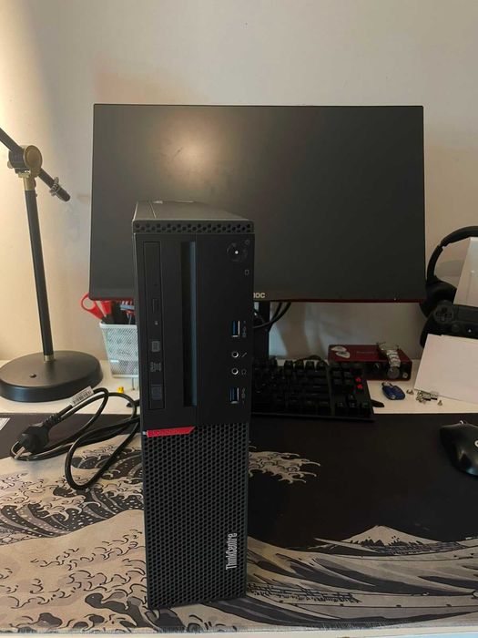 Lenovo ThinkCentre M900 SFF