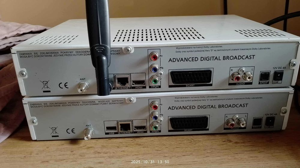 Dekoder N box Enigma 2 biały sprawny pilot zasilacz antena wifi