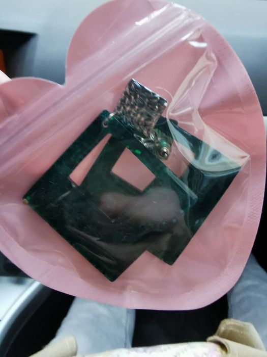 Brincos - 5€ cada fios - 10€ cada portachaves - 8€cada, tudo em resina