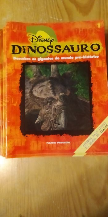 Coleção Disney Dinossauro em fascículosulos