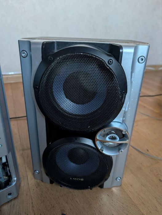 Музикальний центр Sony MHC-RG222.