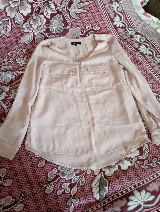 Блуза в гарному стані